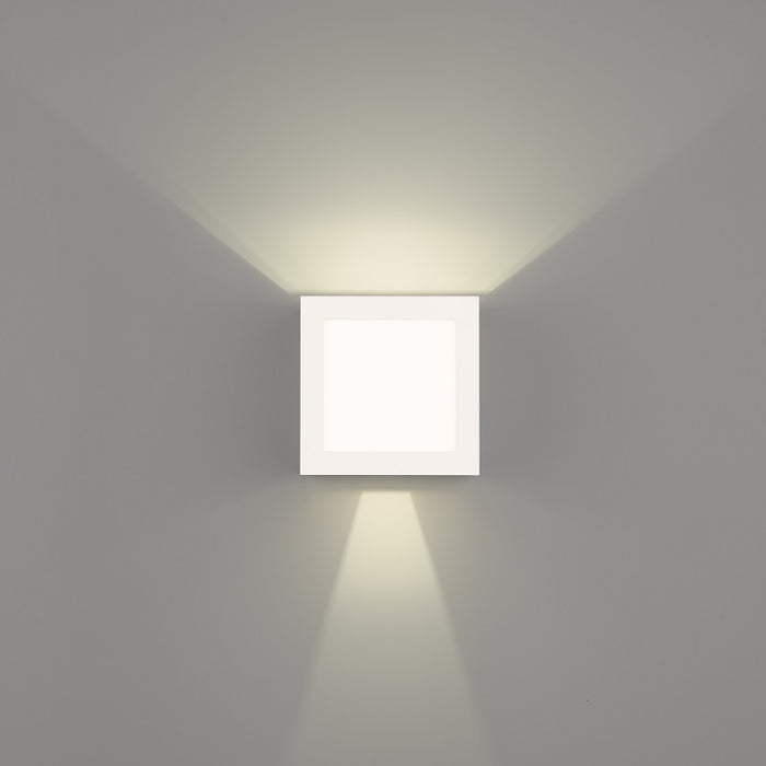 WAC WS-W230505 Window 3-lt 5" LED Outdoor Up/Down/From Panel Wall Sconce, CCT Selectable, 1120-277V