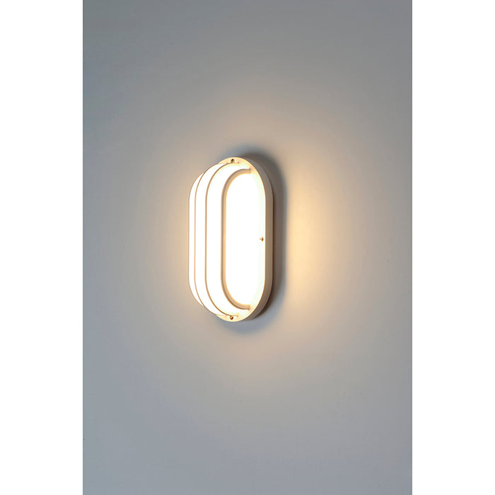 Maxim 10110 Bulwark 1-lt 11" Outdoor Wall Sconce