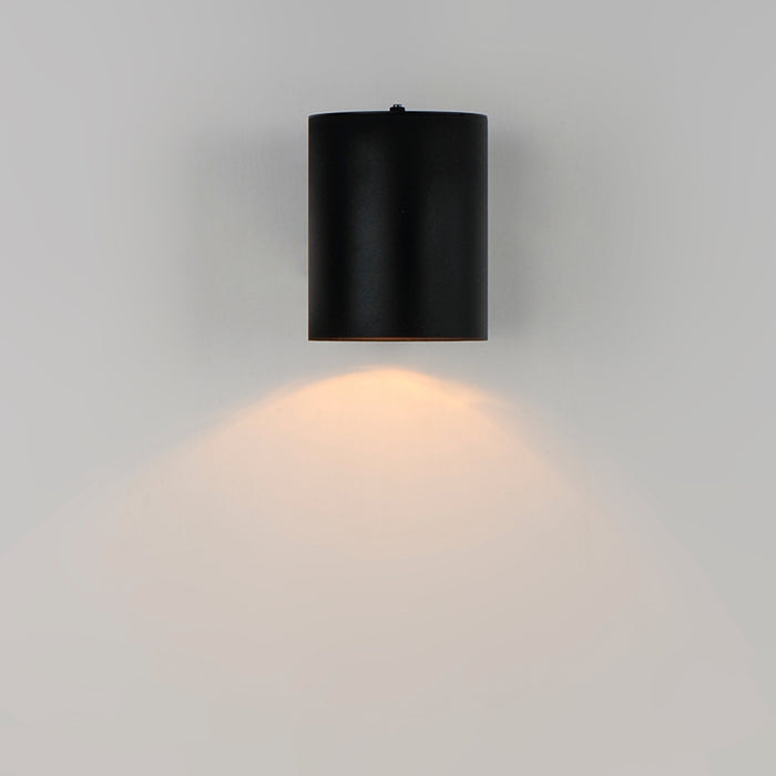 Maxim 26101 Outpost 1-lt 7" Tall Outdoor Wall Sconce, with Photocell
