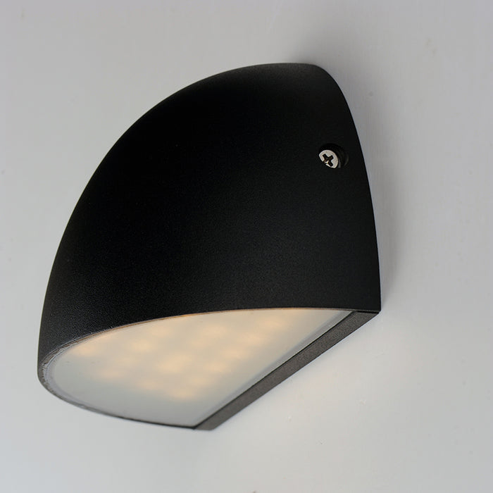 Maxim 52122 Pathfinder 1-lt 7", 15W LED Outdoor Wall Sconce, 3000K, 820 Lumens, 120-277V