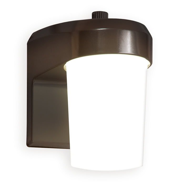 Halo FE0650LPC  9W LED Outdoor Entry Light with Photo Control, 5000K, 927 Lumens, 120V