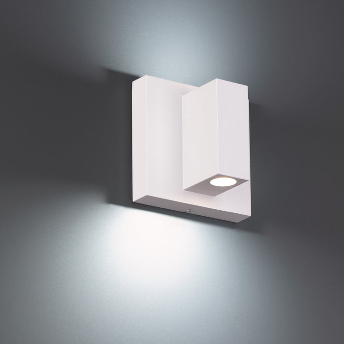 WAC WS-W230205 Vue 9W LED Outdoor Up/Down Wall Sconce, CCT Selectable, 250 Lm, 120V