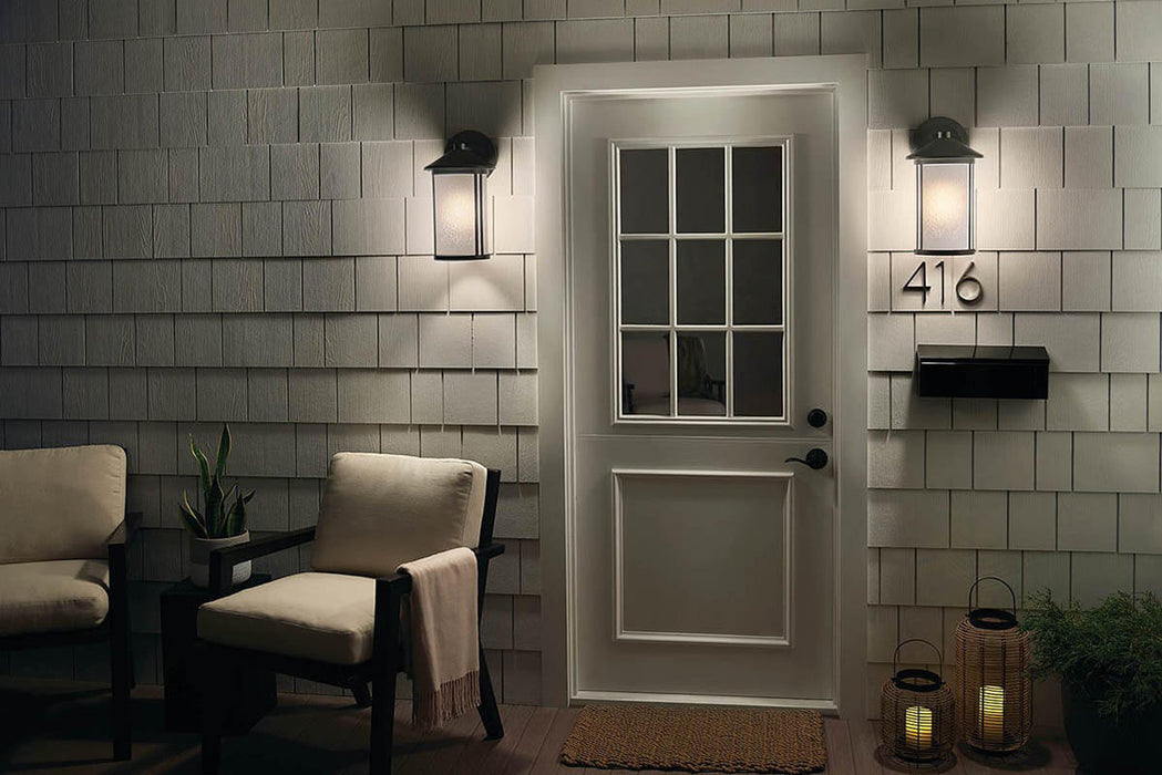 Kichler 59100 Lombard 1-lt 17" Tall Outdoor Wall Light